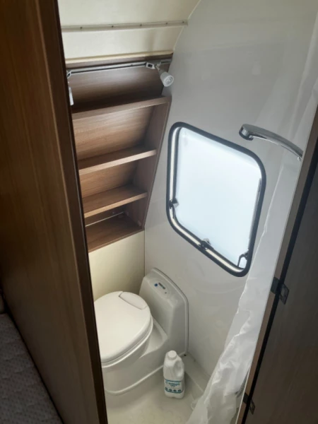 Bürstner Premio 485 TK Hochbett B Führerschein Wohnwagen - Emmenbrücke, Schweiz