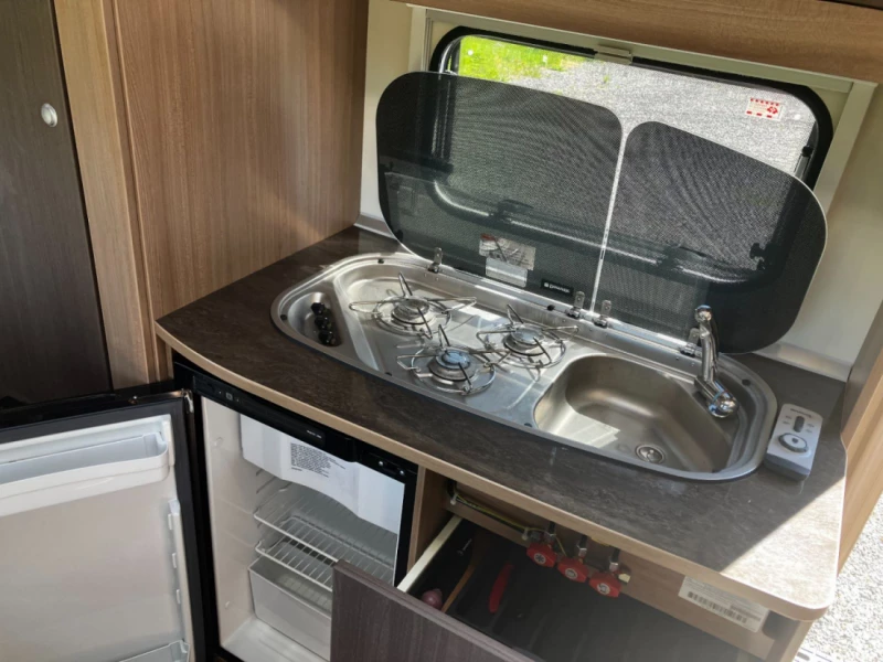 Bürstner Premio 485 TK Hochbett B Führerschein Wohnwagen - Emmenbrücke, Schweiz