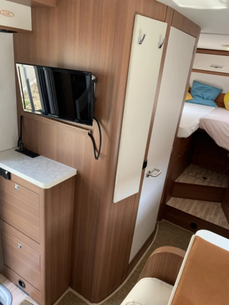 LMC Explorer Sport Line Wohnmobil - Brügg, Schweiz
