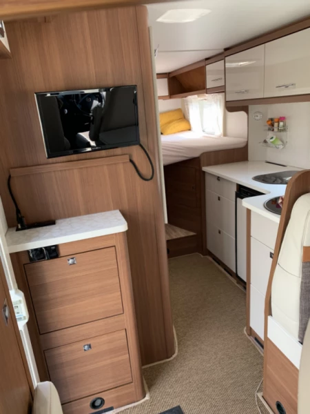 LMC Explorer Sport Line Wohnmobil - Brügg, Schweiz