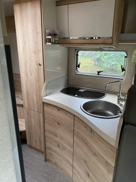 Eura Mobil Eura Mobil Profila RS 695 HB Wohnmobil - Amsoldingen, Schweiz