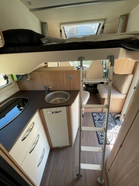 Bürstner IXEO TIME IT 726 G PROFILÉ LIT PAVILLON Wohnmobil - Montmollin, Schweiz