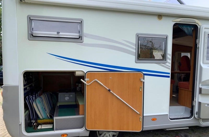 Autostar Aryal 888 intégral Wohnmobil - Pfäffikon, Schweiz