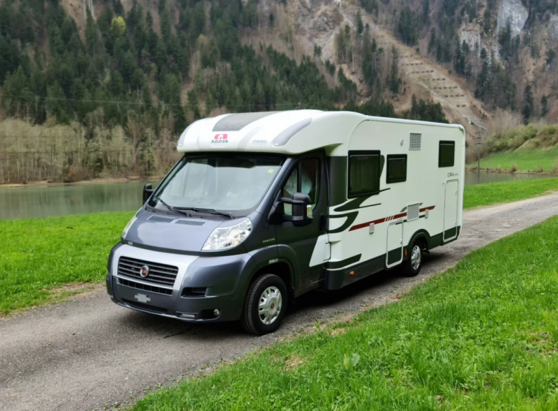 Adria Coral S 670 SL Husbil - Schwyz, Schweiz