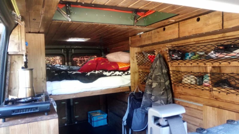 Mercedes Sprinter 313 CDI 4x4 Campingbus - Ettingen, Schweiz