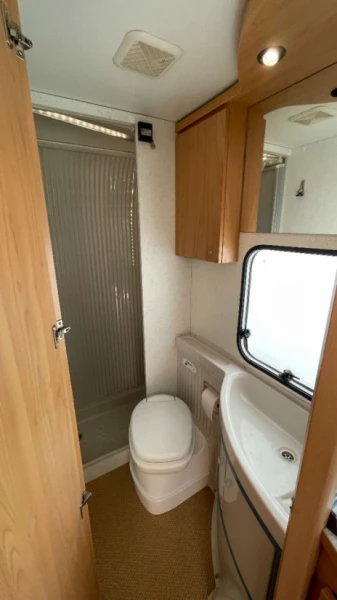 Bürstner Harmony T605 Wohnmobil - Wahlendorf, Schweiz