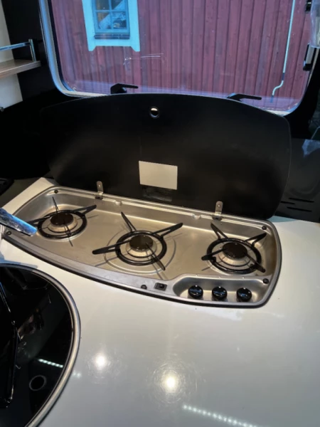 Pilote Pilote 840C med hydrauliska stödben Bobil - Kopparberg, Sverige