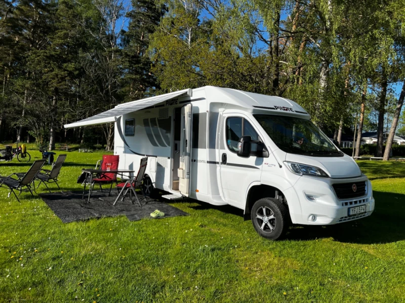 Pilote Pilote 840C med hydrauliska stödben Bobil - Kopparberg, Sverige