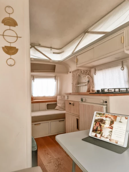 Eriba Touring Triton 430 Wohnwagen - Schwerzenbach, Schweiz