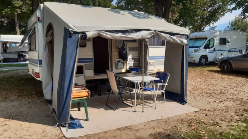 Hobby 440 Caravane - Ollon, Suisse