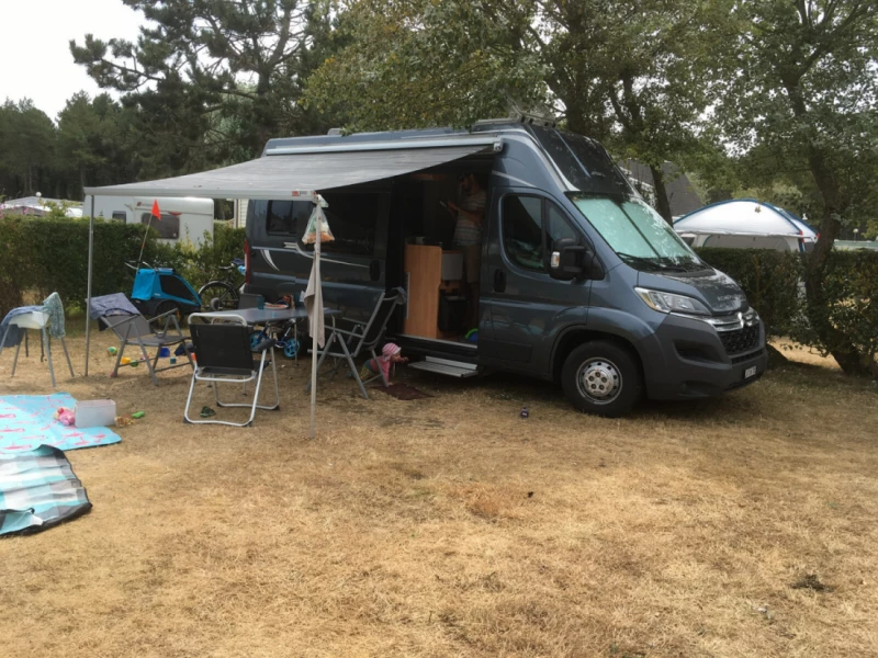 Pössl Roadcruiser Revolution (L: 6 m H: 2.85 m) Campingbus - Oberkirch LU, Schweiz