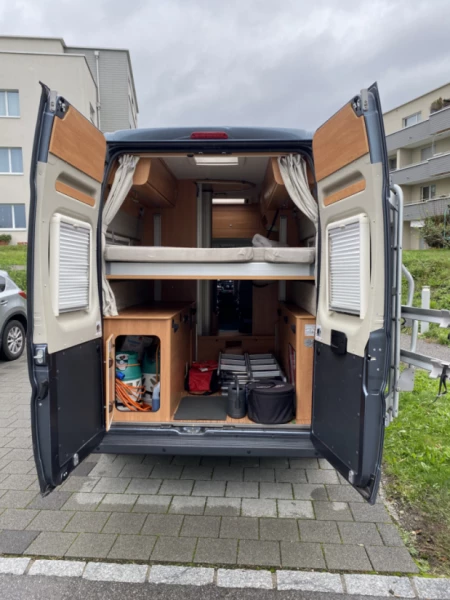 Pössl Roadcruiser Revolution (L: 6 m H: 2.85 m) Campingbus - Oberkirch LU, Schweiz
