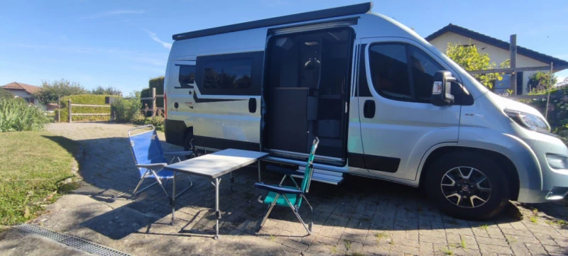 Pilote Pilot Bantam Van V600 J Premium Bobil - Sugnens, Sveits