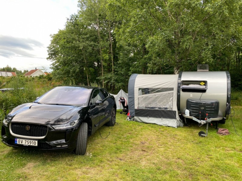 Tab 320 Wohnwagen - Stavanger, Norwegen