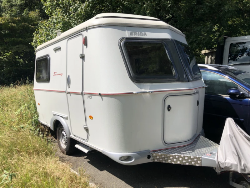 Eriba Touring Familia 310 Husvagn - Winterthur, Schweiz