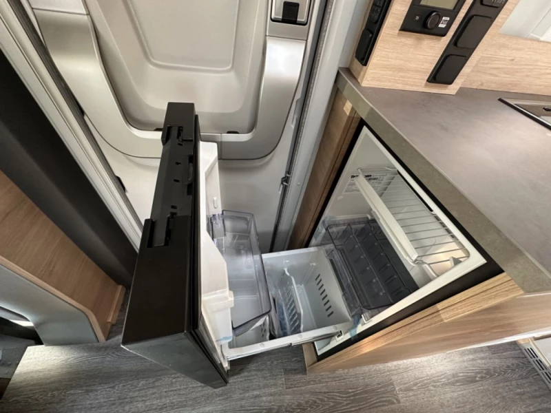 Knaus Tourer CUV CUVISION 500 MQ Motorhome - Ebikon, Switzerland