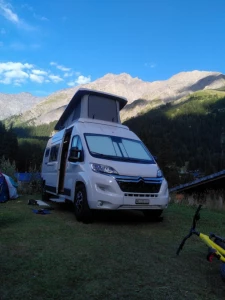 Pössl Summit 600 Plus Camping-car - Saint Blaise, Suisse