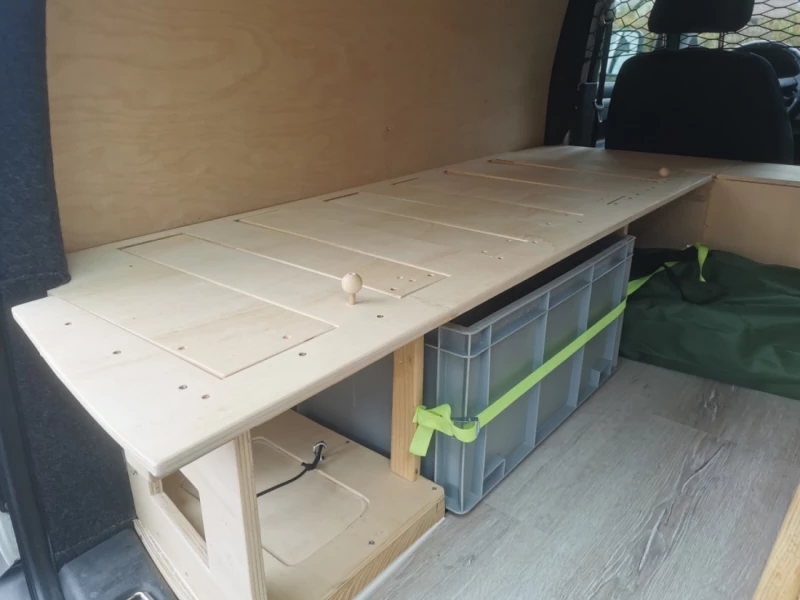 VW Caddy 1.6 D Campingbus - Lenzburg, Schweiz