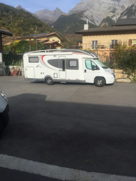 Bürstner Ixeo it 726 plus Wohnmobil - Chamoson, Schweiz