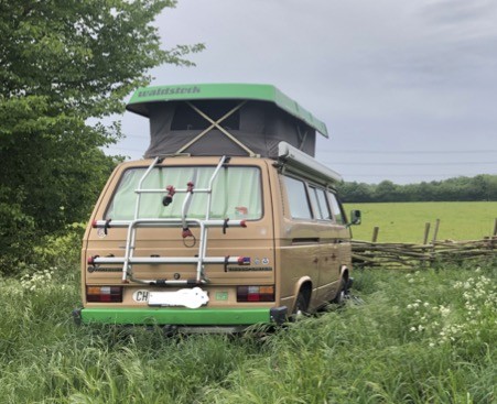 VW T 3 Retkeilyauto - Zug, Sveitsi