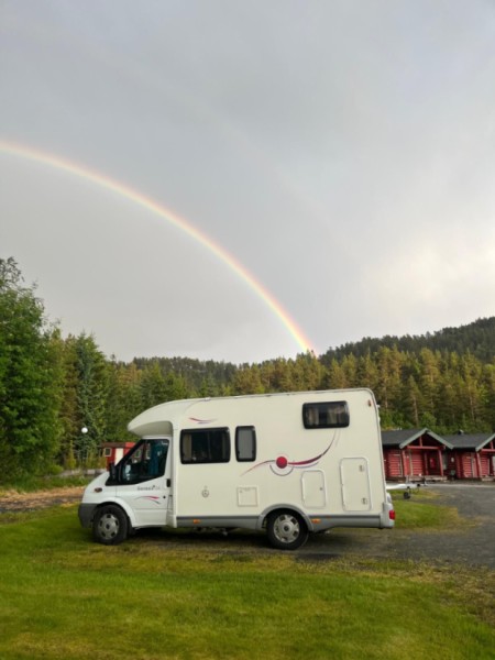 Challenger Genesis Wohnmobil - Lobsigen, Schweiz