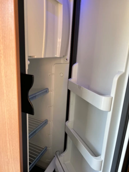 Weinsberg Fiat Ducato Weinsberg Cara Bus 600 DQ Campingbus - Oftringen, Schweiz