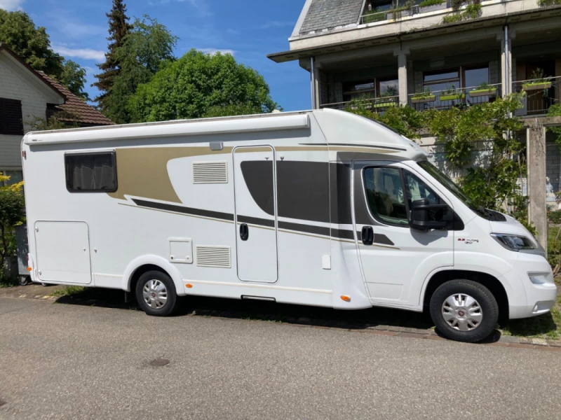 Carado T 449 Wohnmobil - Wetzikon, Schweiz