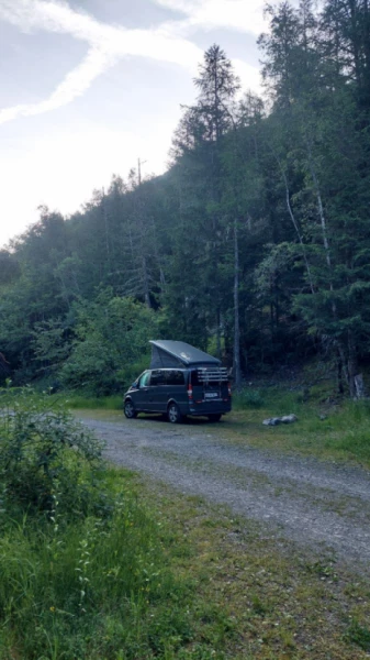 Mercedes Marco Polo Viano 2.2 CDI Campingbus - Les Agettes, Schweiz