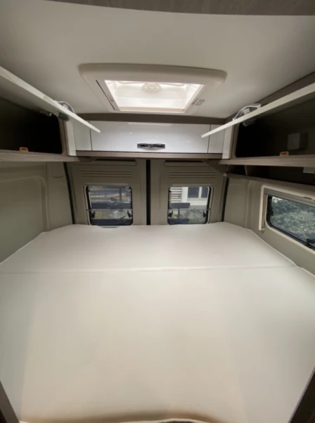 Pössl 2 WIN R PLUS Wohnmobil - St. Gallen, Schweiz