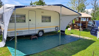Knaus Südwind Caravane - Hellbühl, Suisse