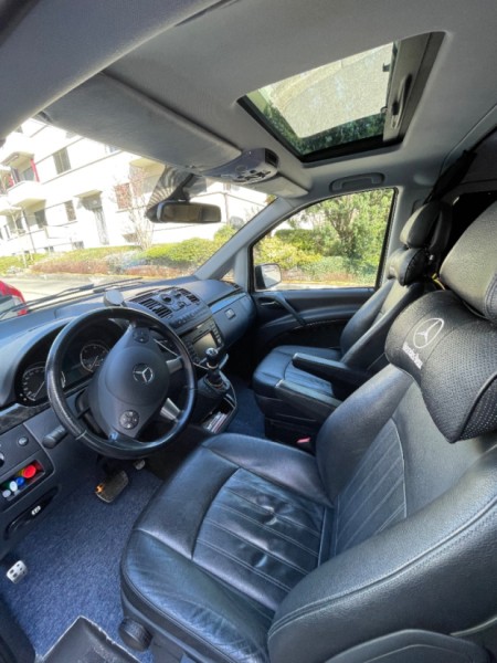Mercedes Viano Van - Zürich, Suisse