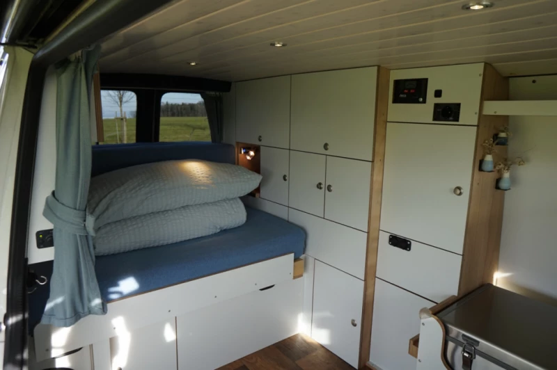 VW Transporter Campingbus - Engelburg, Schweiz