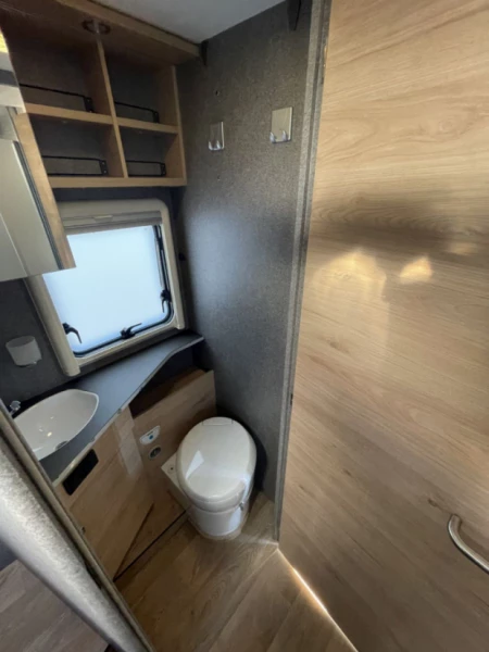 Dethleffs Just Go T 7055 DBL Wohnmobil - Ebikon, Schweiz