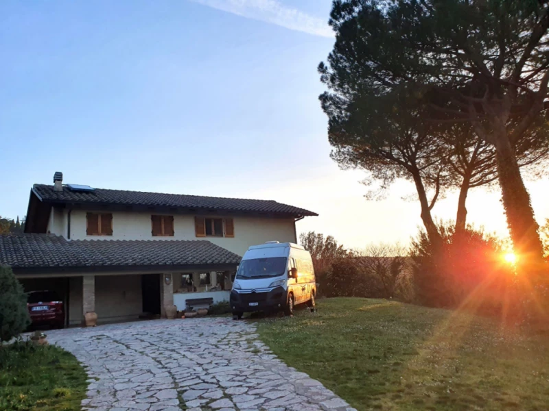 Pössl summit plus 600 Camping-car - Riehen, Suisse