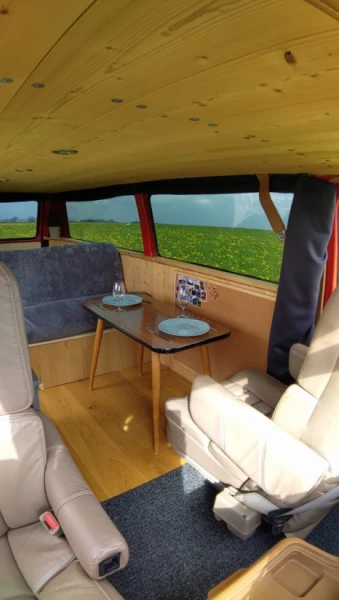 Chevrolet Chevy Van G30 4x4 Campingbus - Fribourg, Schweiz
