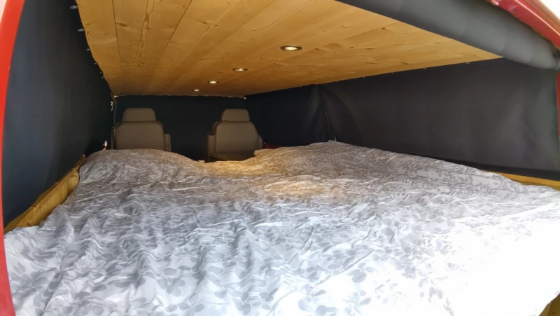 Chevrolet Chevy Van G30 4x4 Campingbus - Fribourg, Schweiz