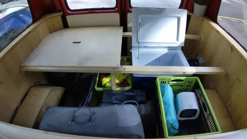 Chevrolet Chevy Van G30 4x4 Campingbus - Fribourg, Schweiz