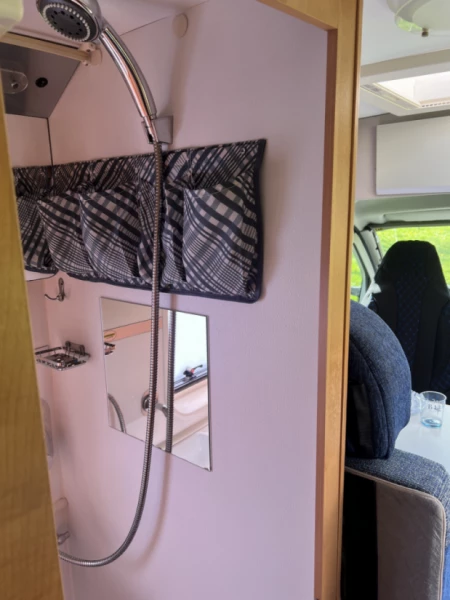 Karmann Mobil Davis 590 Wohnmobil - Zihlschlacht-Sitterdorf, Schweiz