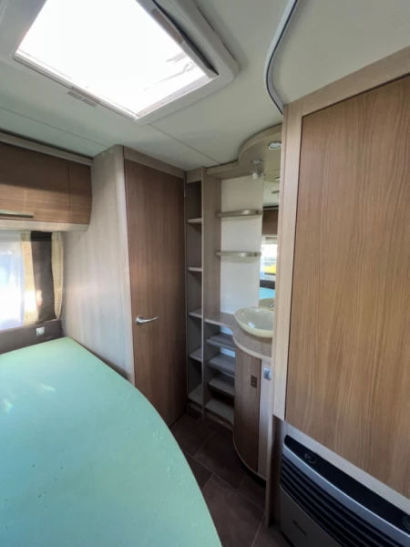 Bürstner Averso 520TK Wohnwagen - Erlen, Schweiz