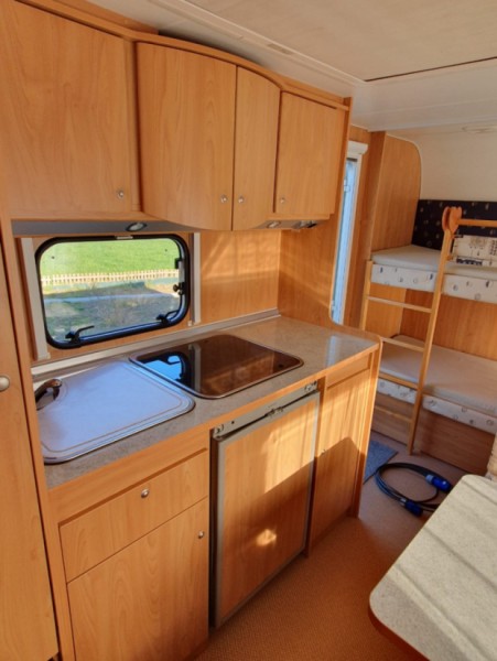 Bürstner Ventana 540 TK Wohnwagen - Berken, Schweiz