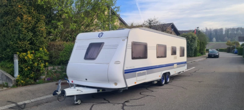 Hobby Prestige 720 UKFe Husvagn - Nürensdorf, Schweiz