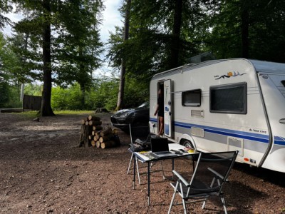 Hobby 30/440 Wohnwagen - Grand-Saconnex, Schweiz