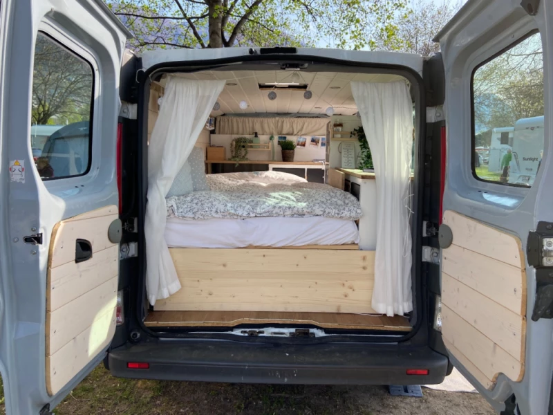 Renault Trafic Campingbus - Huttwil, Schweiz
