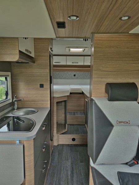 Weinsberg CaraSuite 650 MEG Spicy Wohnmobil - Grosswangen, Schweiz