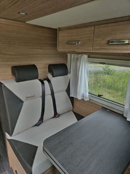 Weinsberg CaraSuite 650 MEG Spicy Wohnmobil - Grosswangen, Schweiz