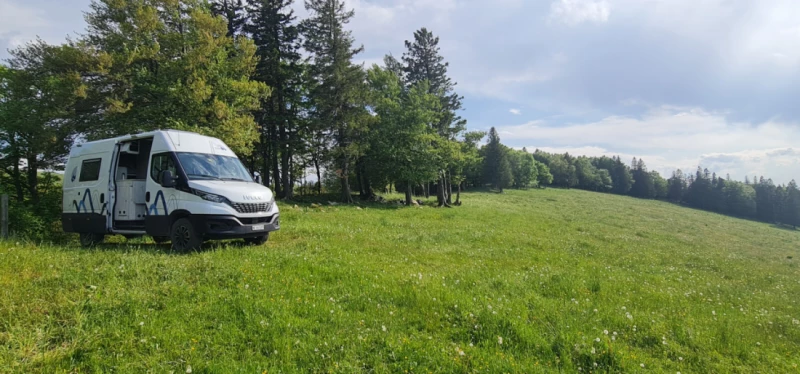 Iveco 35s16 A8 Campervan - Mamishaus, Switzerland