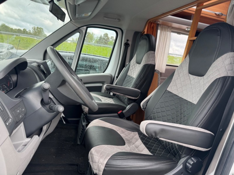 Knaus 700 DG Sport Traveller 3,0 Multijet 160Hk Wohnmobil - Falköping, Schweden