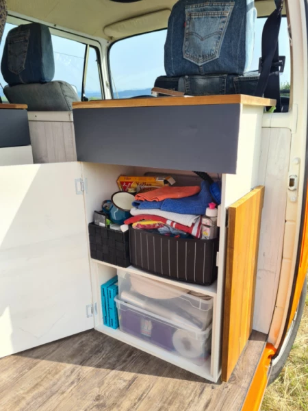 VW Bulli VW T2b Campingbus - Bischofszell, Schweiz