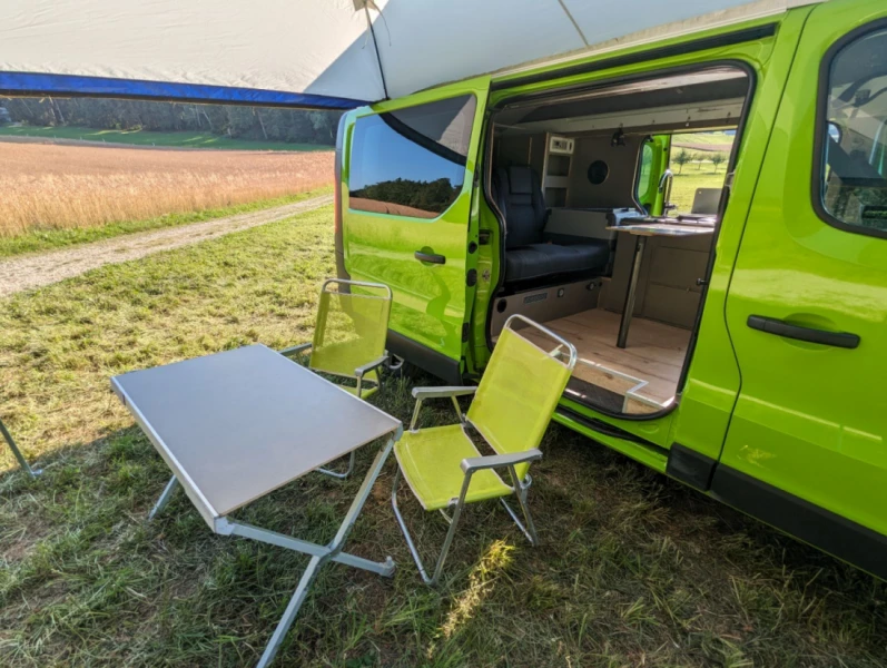 Renault Trafic, long-wheel base Campingbus - Freudwil, Schweiz