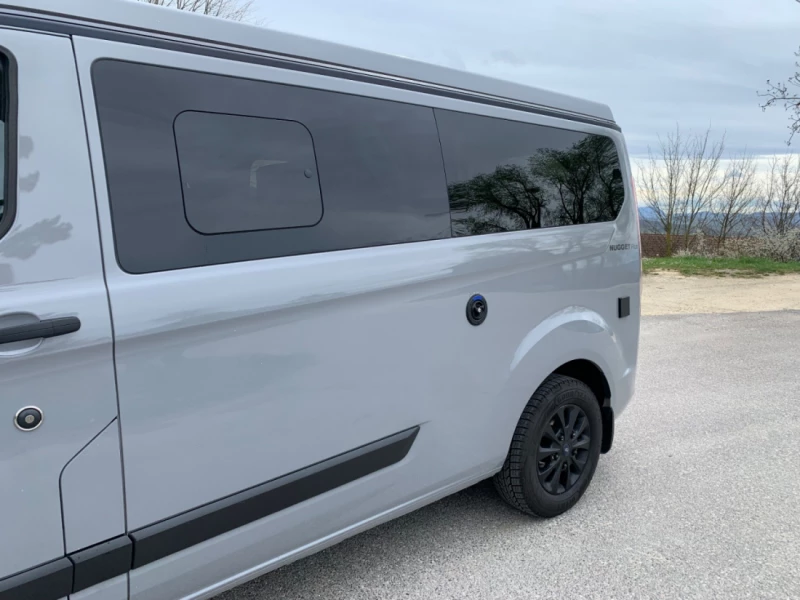 Ford Nugget Campingbus - Plan les ouates, Schweiz